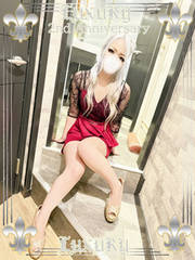 ]fo[wX LUXURYOWA[  VF[ 23